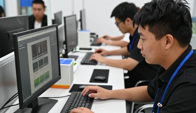 运维服务让施工现场应用更加便捷